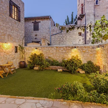 Oinoessa Traditional Boutique Lofou