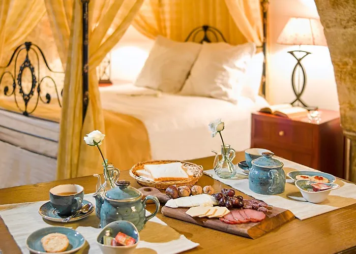 Oinoessa Traditional Boutique *