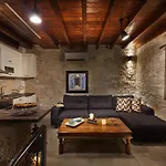 Hétvégi ház Oinoessa Traditional Boutique *