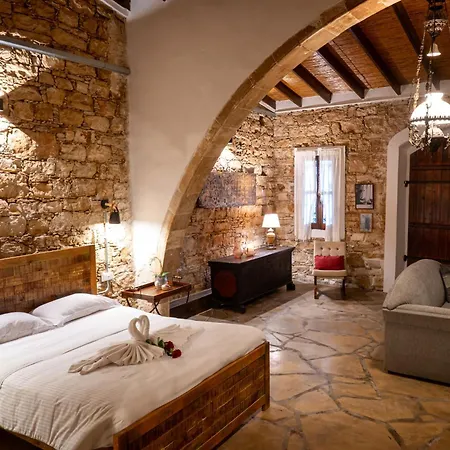 Kır Evi Oinoessa Traditional Boutique *