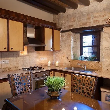 Casa rural Oinoessa Traditional Boutique *