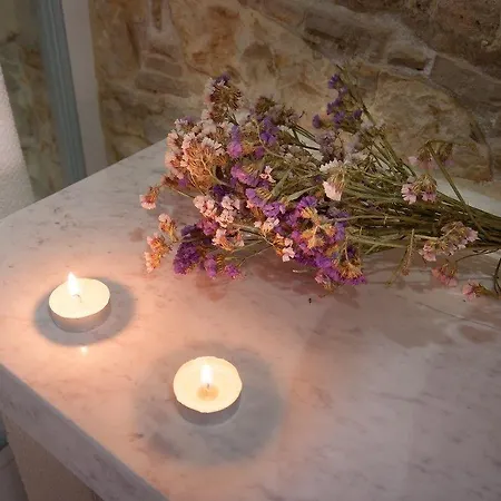 Oinoessa Traditional Boutique *