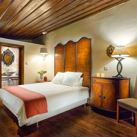 Oinoessa Traditional Boutique Casa rural *