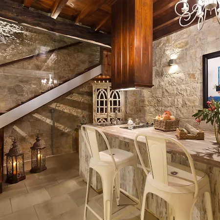 Casă la țară Oinoessa Traditional Boutique