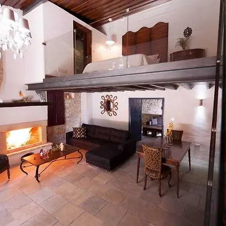 Casa rural Oinoessa Traditional Boutique *