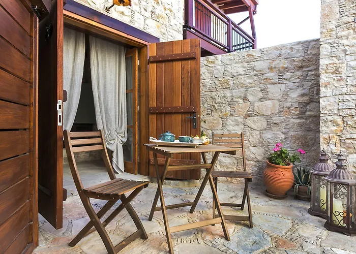 Oinoessa Traditional Boutique Lofou