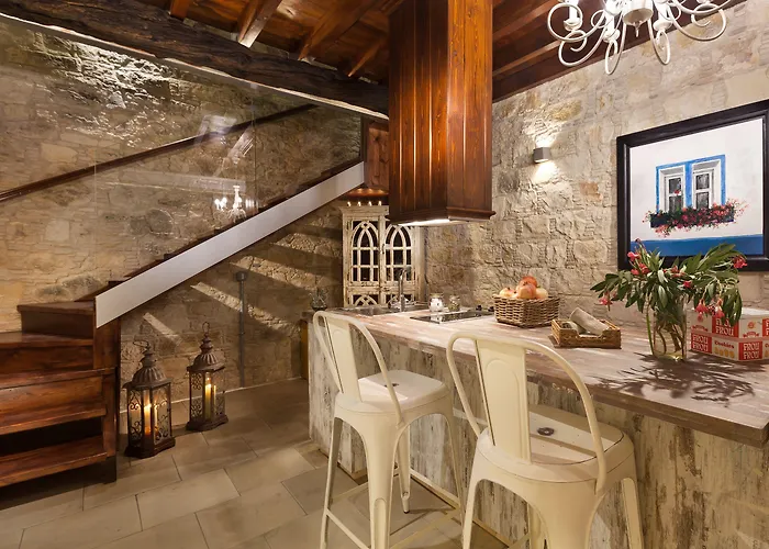 Casa de Campo Oinoessa Traditional Boutique