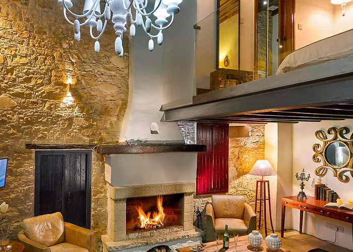 Oinoessa Traditional Boutique *