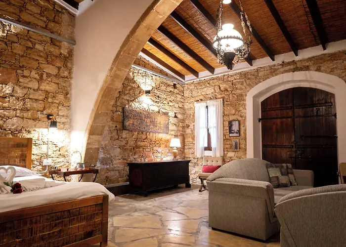 Oinoessa Traditional Boutique