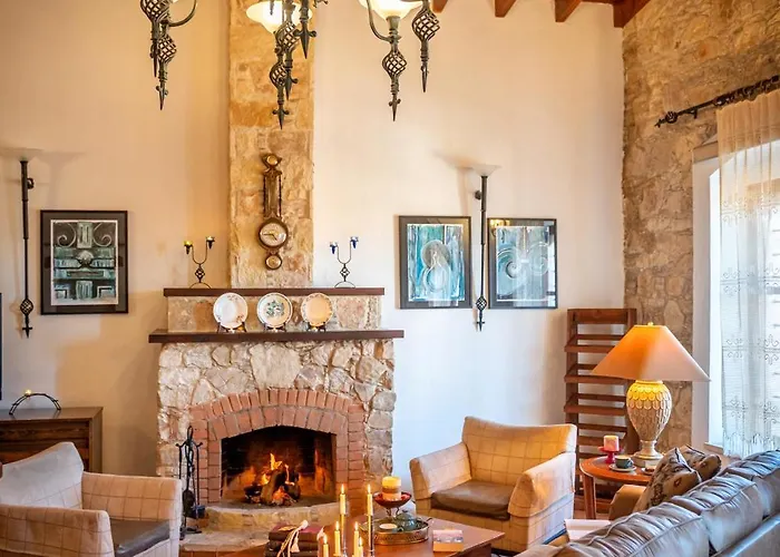 Casa de Campo Oinoessa Traditional Boutique