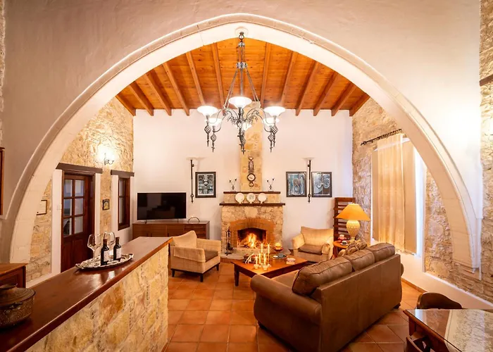 Oinoessa Traditional Boutique Lofou